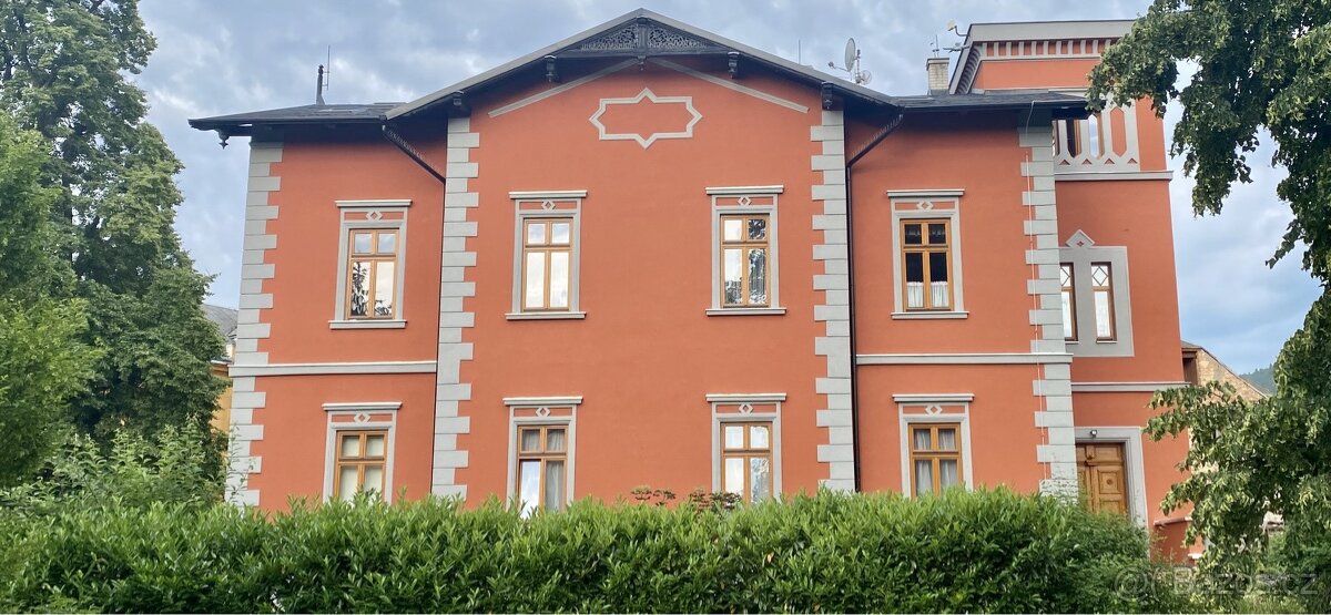 Prodej vily po kompletní generální rekonstrukci - 3