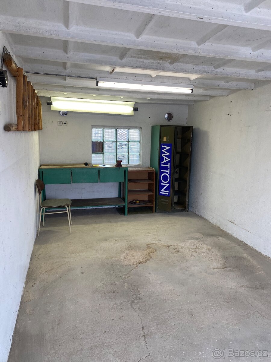 Prodej garáže Humpolec, ul. Na Závodí - 3