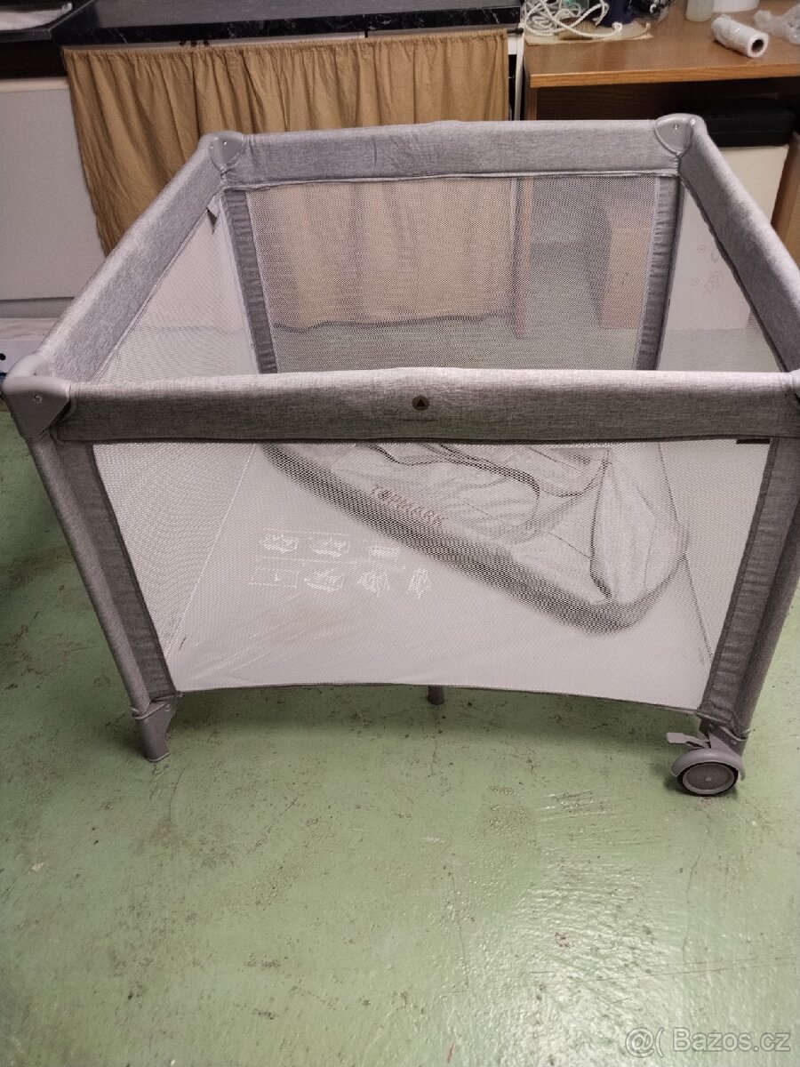 Cestovní postýlka/ohrádka - 3
