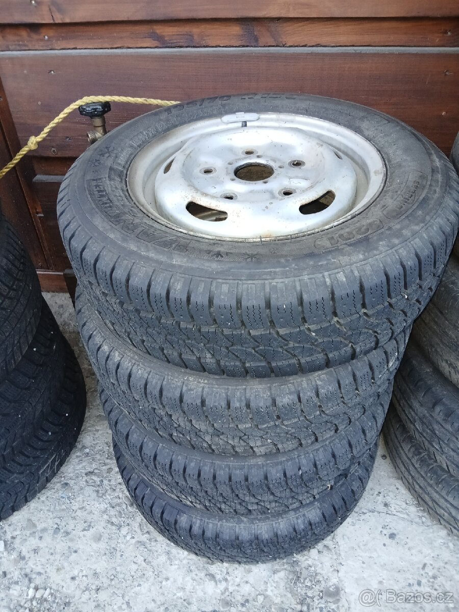 Kola Ford transit - 3