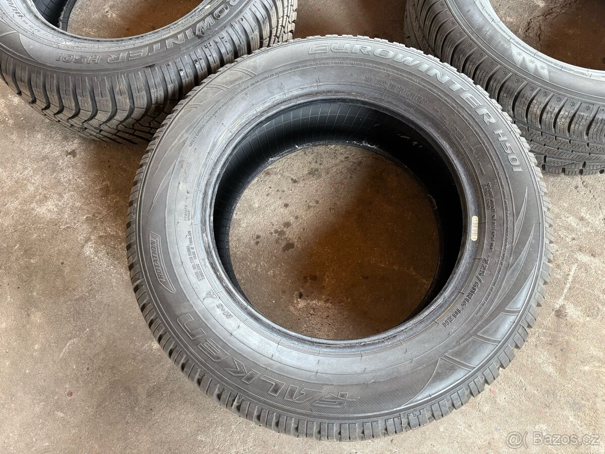 Sada zimních pneu Falken a Leao 225/60/16
