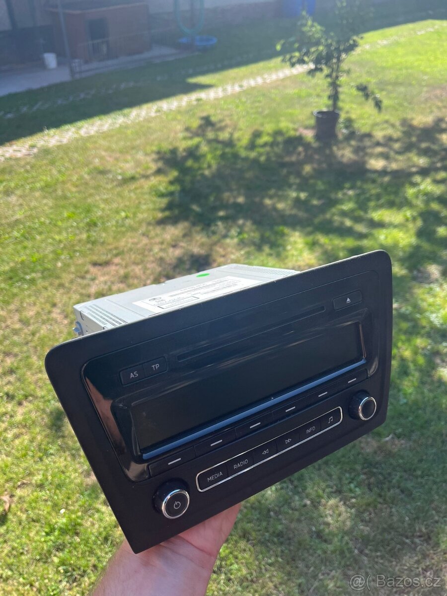 Autorádio Delphi - 3