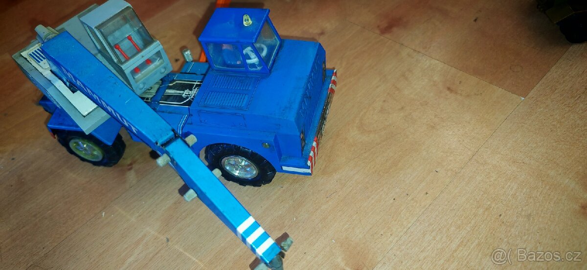 Plechové hračky - 3