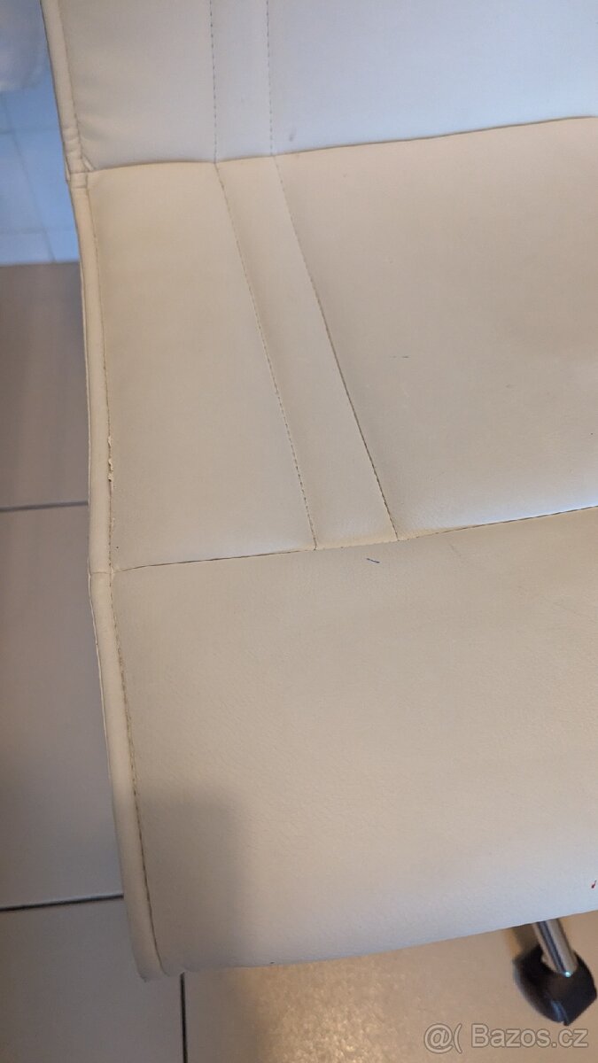 Kancelářská židle s kolečky - 3