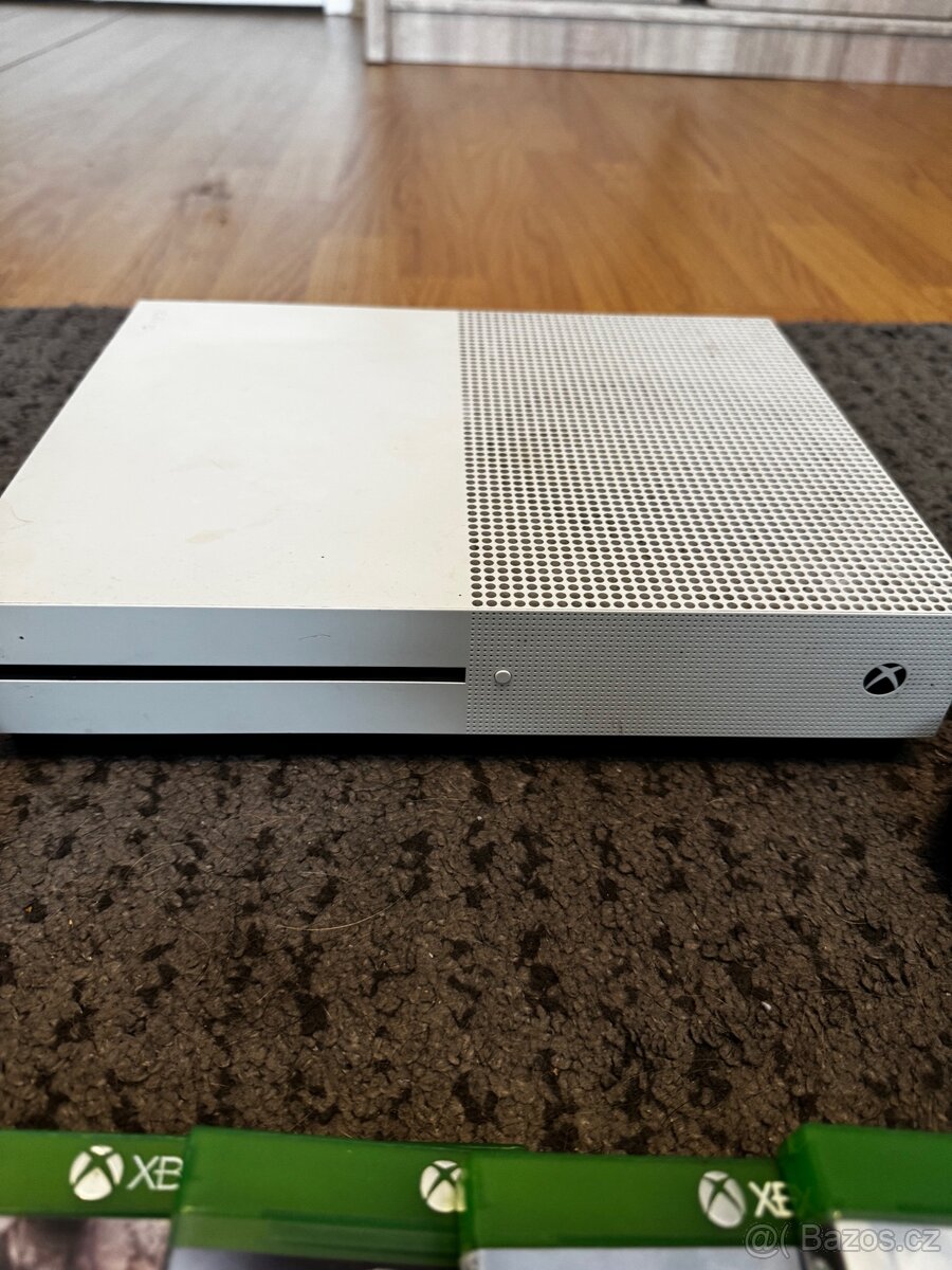 Xbox one s + příslušenství - 3