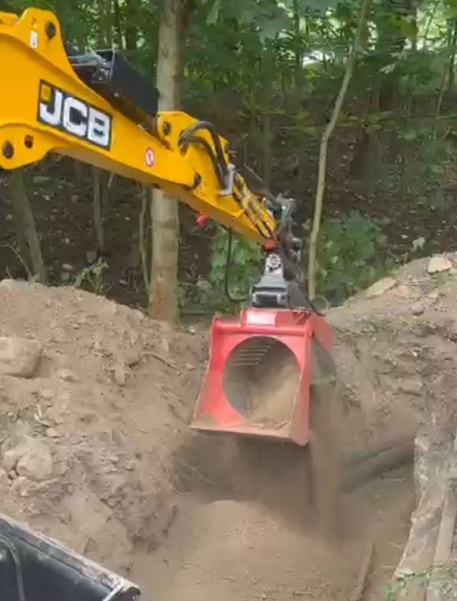 Třídička zeminy, prosévací lžíce, karovačka - 3