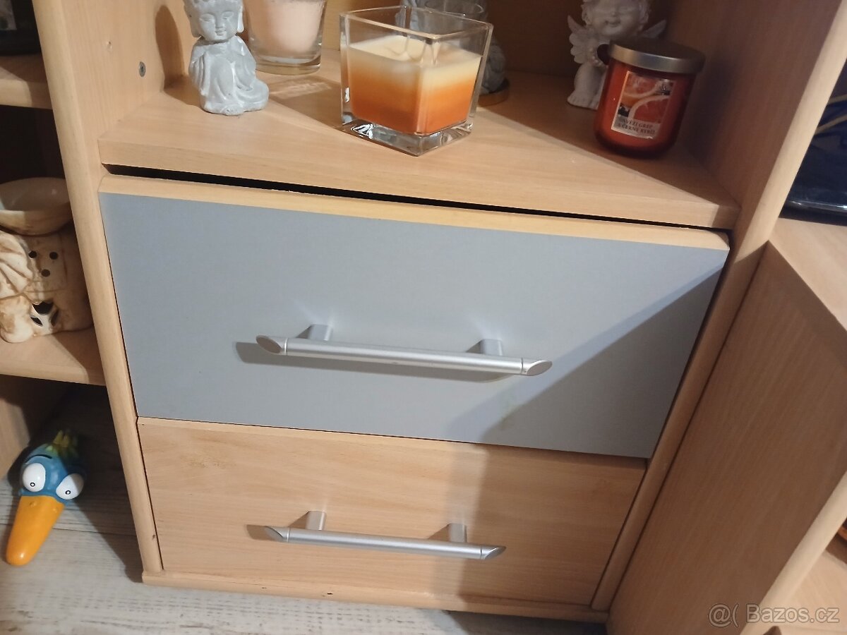 Obývací stěna za odvoz - 3