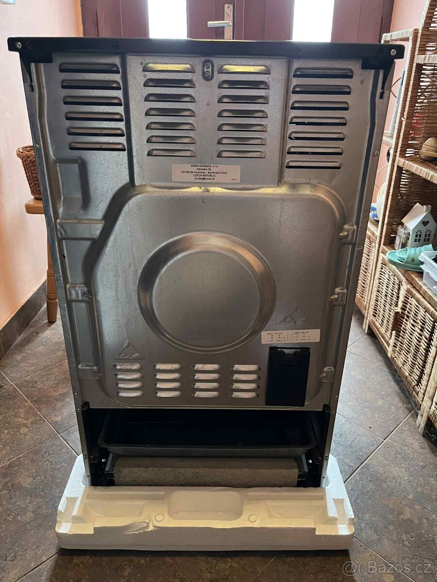 Elektrický sporák Mora C 8678 BS - 3