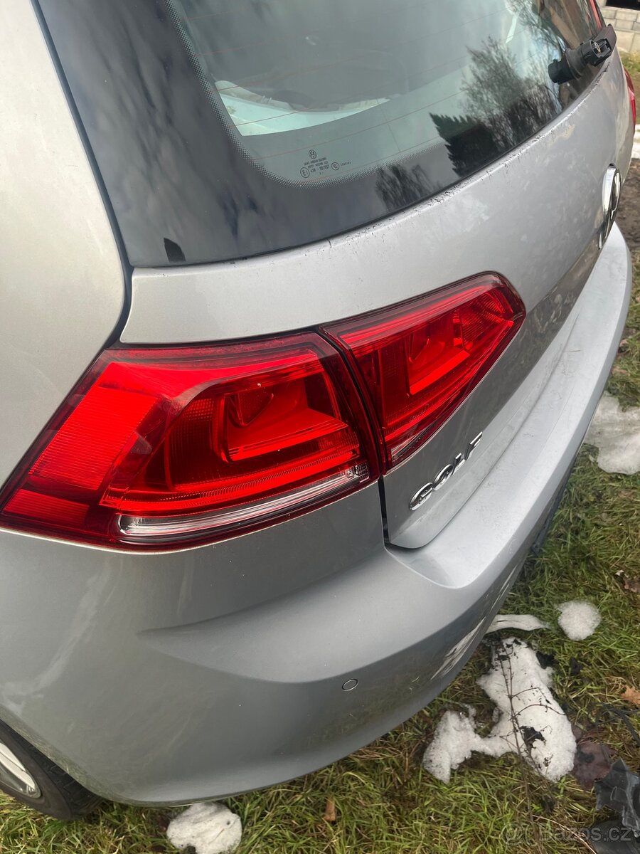 Golf 7, víko kufru - 3