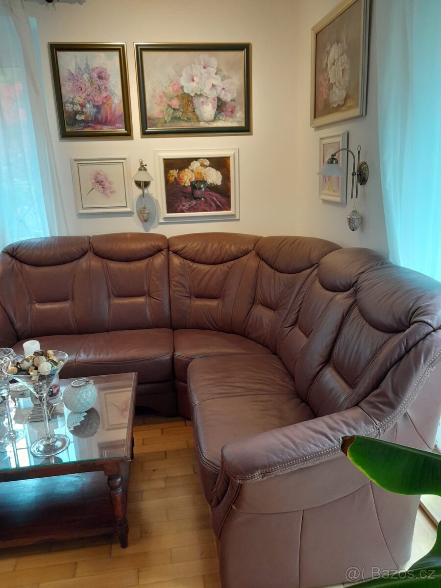 Nabízíme koženou rohovou sedací soupravu. - 3