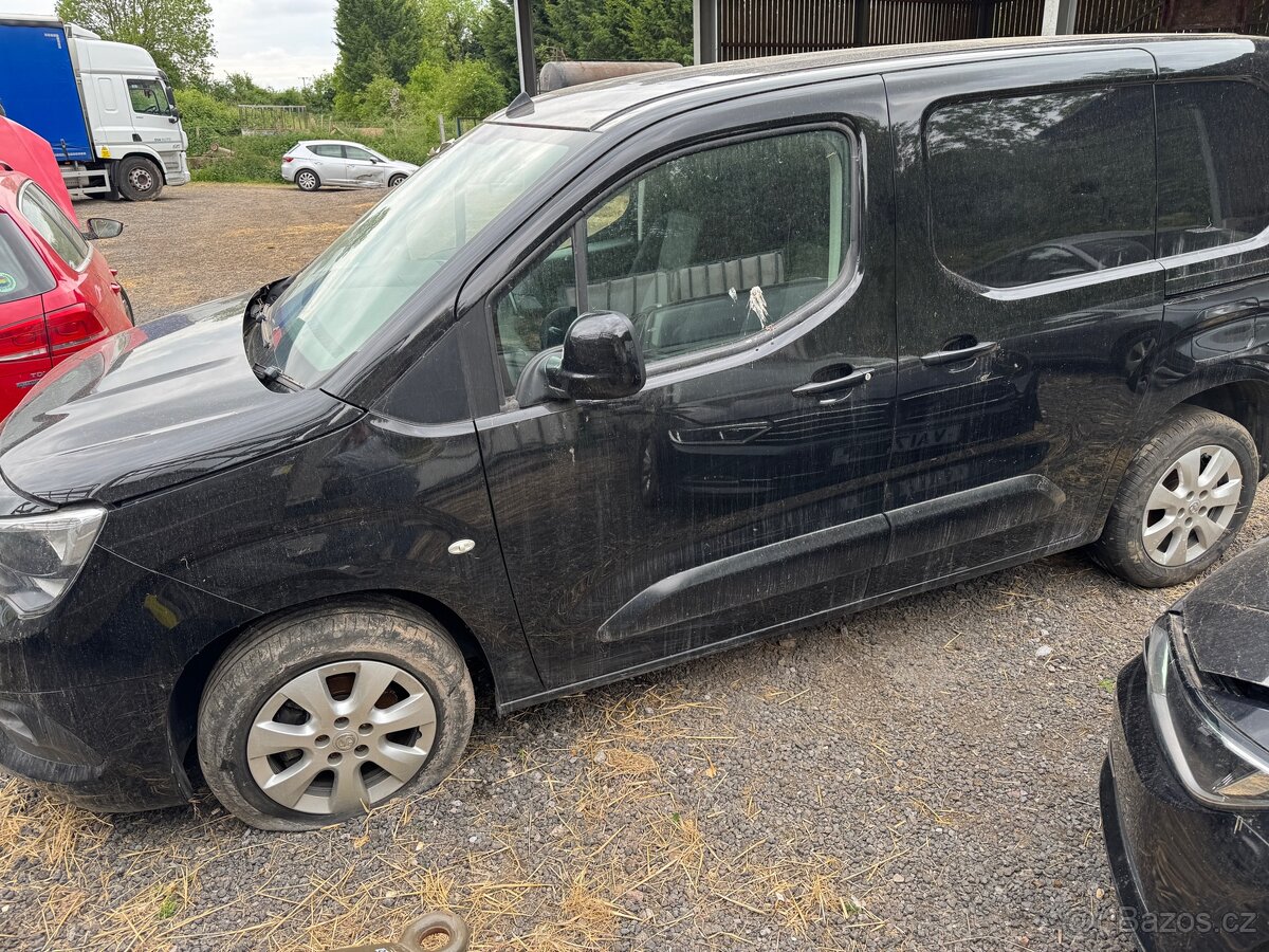 Náhradní díly Opel Combo 1.5 diesel 2019 - 3