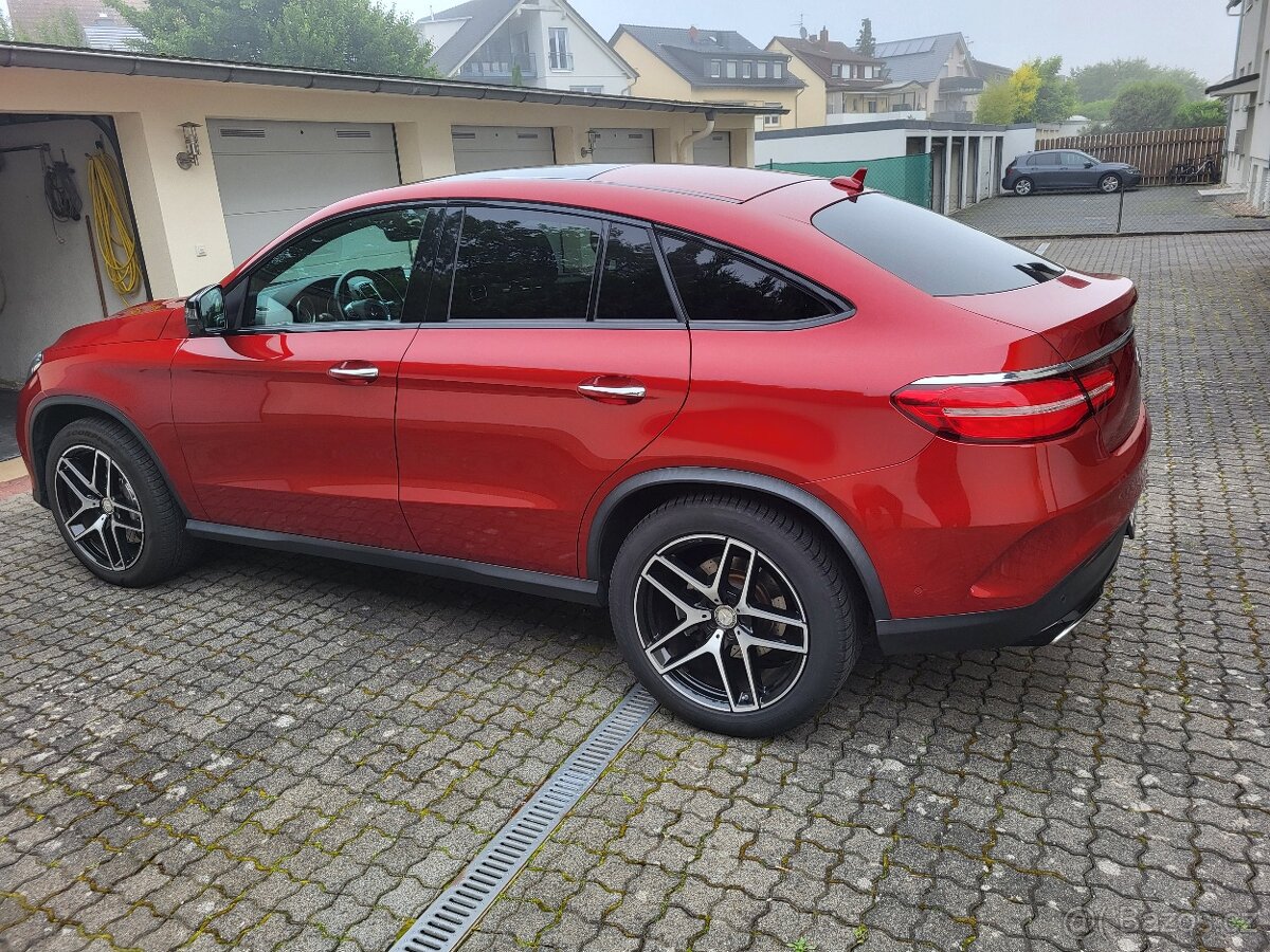 Mercedes Benz 350 4Matic GLE Coupe - 3