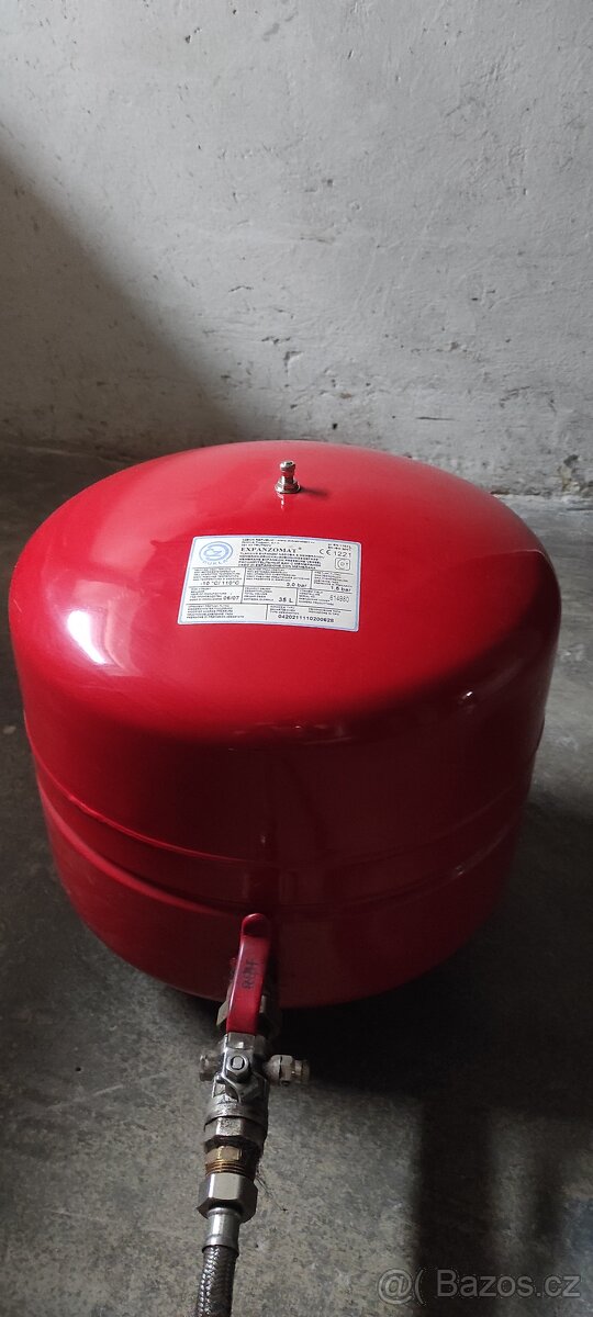 Expanzní nádrž - nádoba - 3
