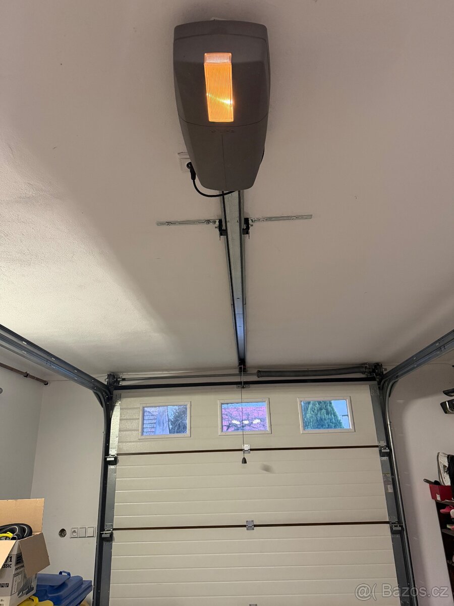 Sekční garážová vrata - 3