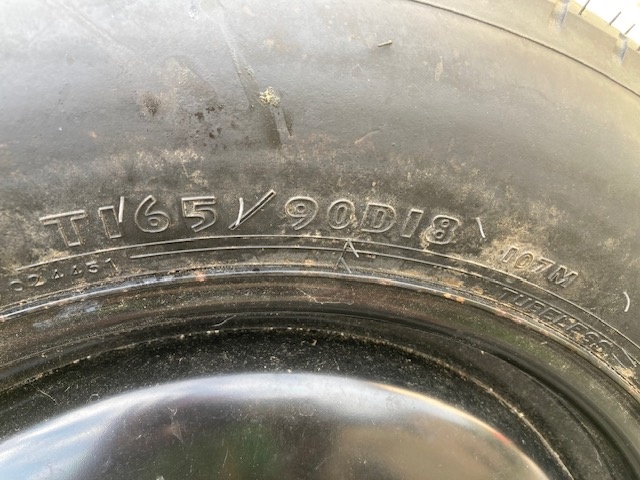 Prodám dojezdové kolo Nissan Murano - 3