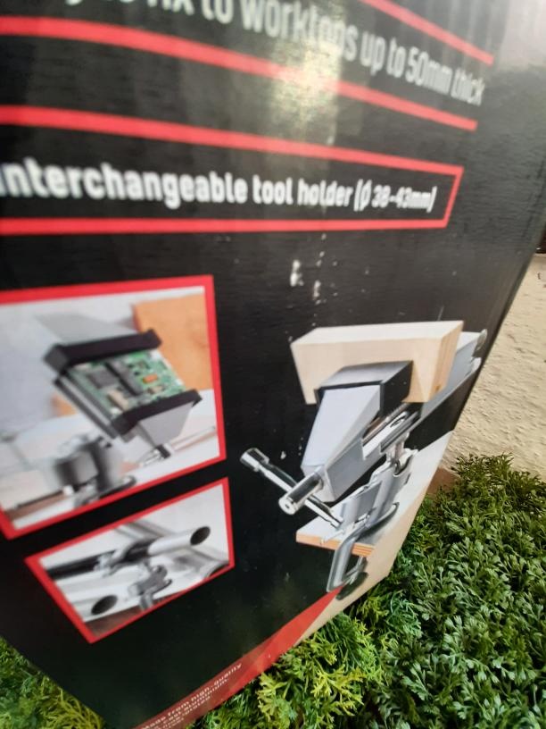 Univerzální svěrák, pohyblivý díky kulovému kloubu nový - 3