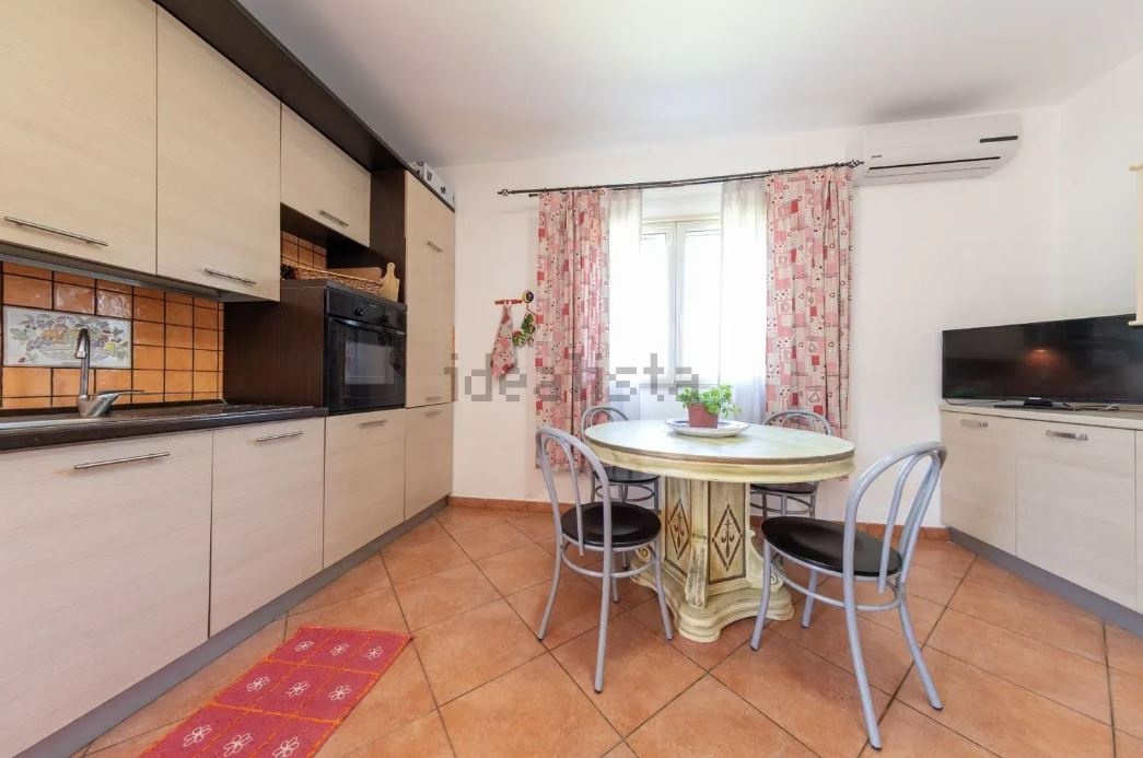 Sicílie,RD 4+kk,100 m2, zahr.580 m2, Campofelice di Roccella - 3