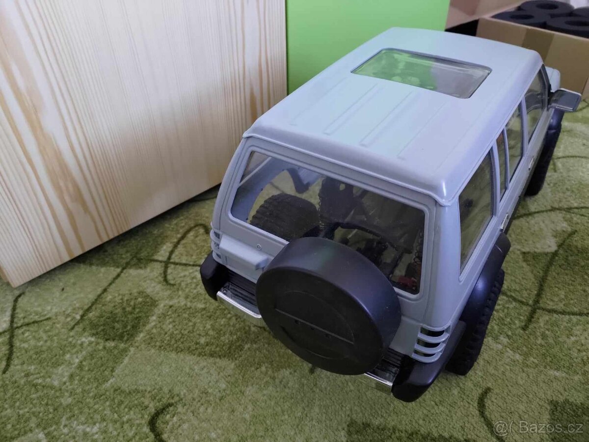 AXIAL SCX10 II - 2 gear speed- Mitsubishi Pajero - 3