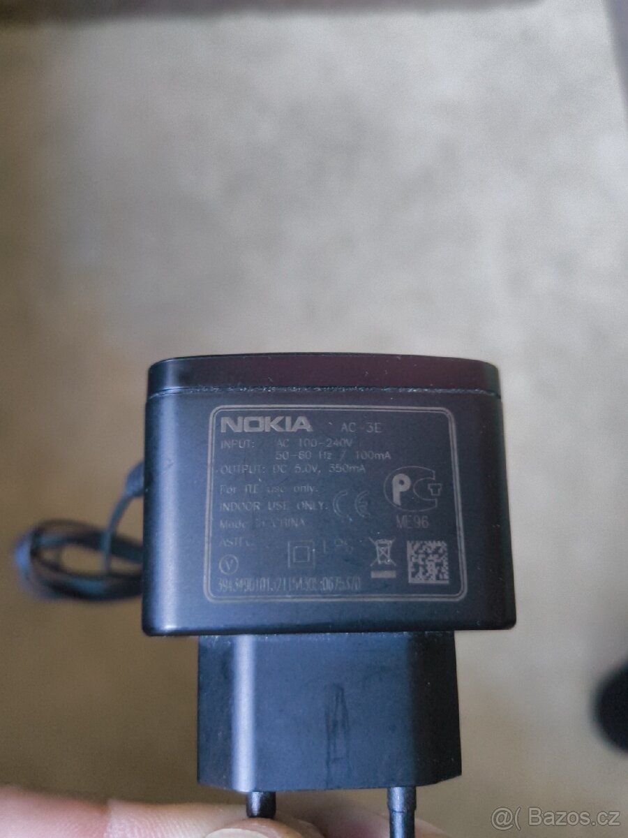 Originální nabíječka-adaptér Nokia AC-73E - 3