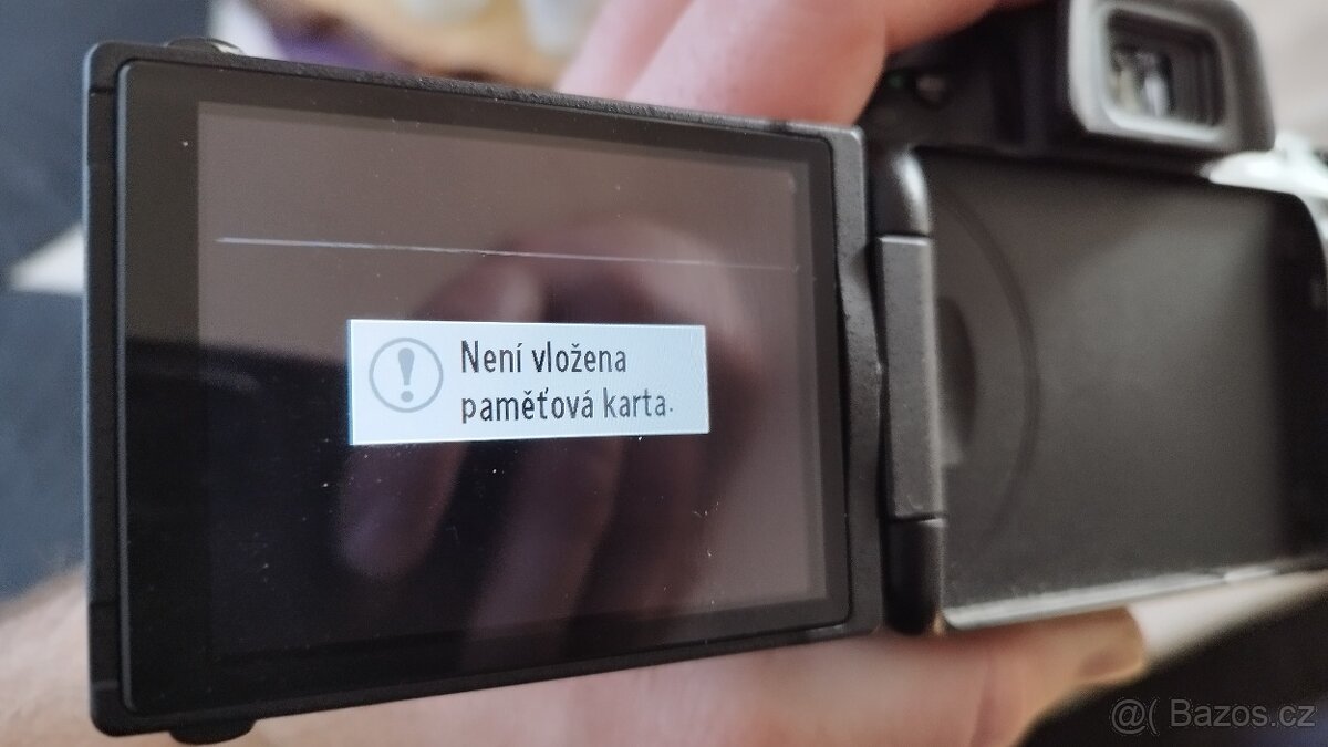 Nikon D5100 + objektivy - 3