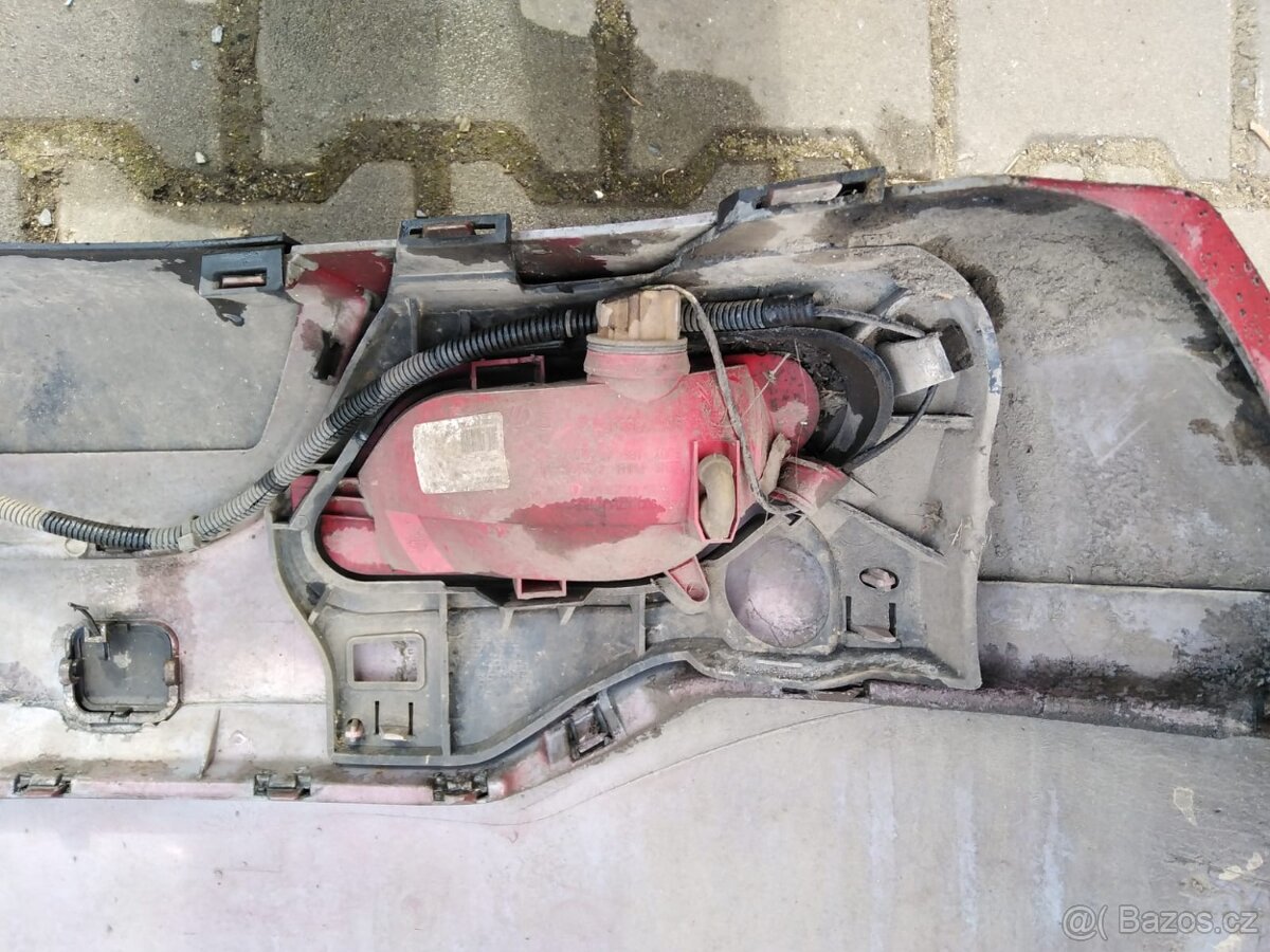 Zadní nárazník na Citroen C4 Coupé - 3