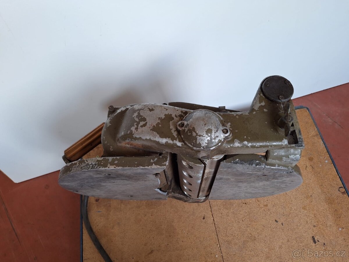 Tesařský hoblík Tos - 3