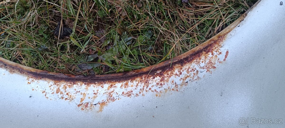 BMW e46 přední levý blatník - 3