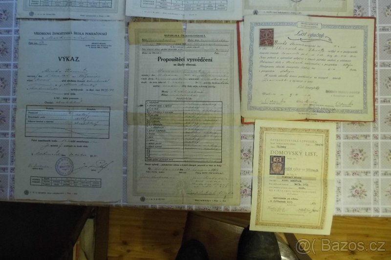 Prodám staré úřední dokumenty. - 3