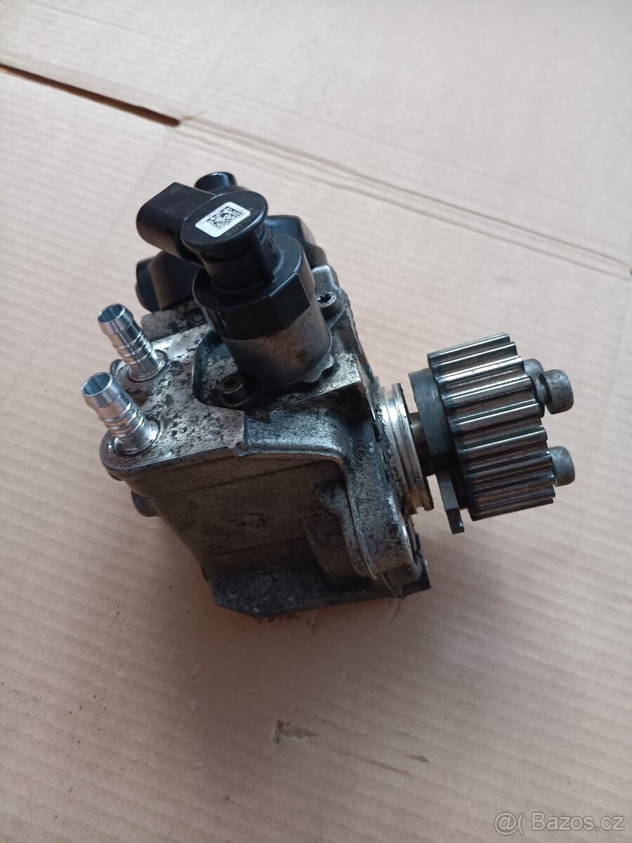 Vstřikovací čerpadlo 03L130755AF - 3