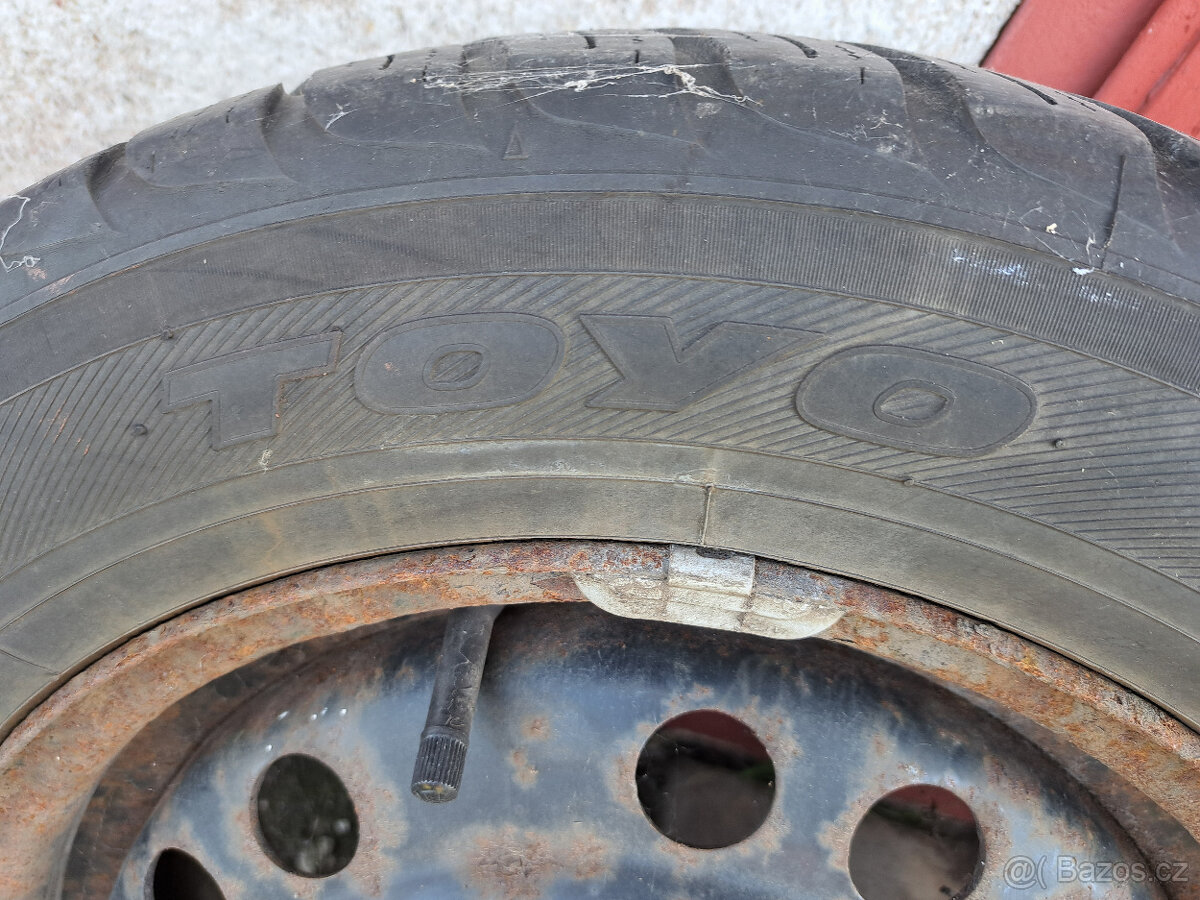 Pneu TOYO 195/60 R15 - 3