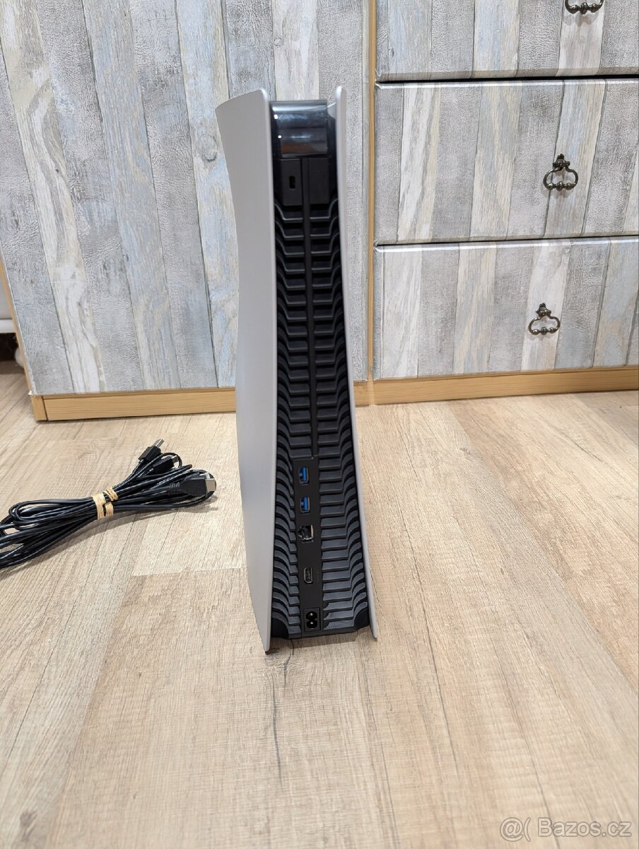 Sony PlayStation 5 - 3