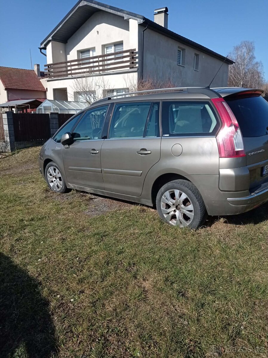 Citroen grand C4 Picasso 2 hdi - 3