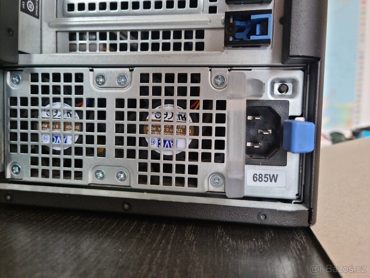 Pracovní/Herní stroj Dell Precision T5810 - 3