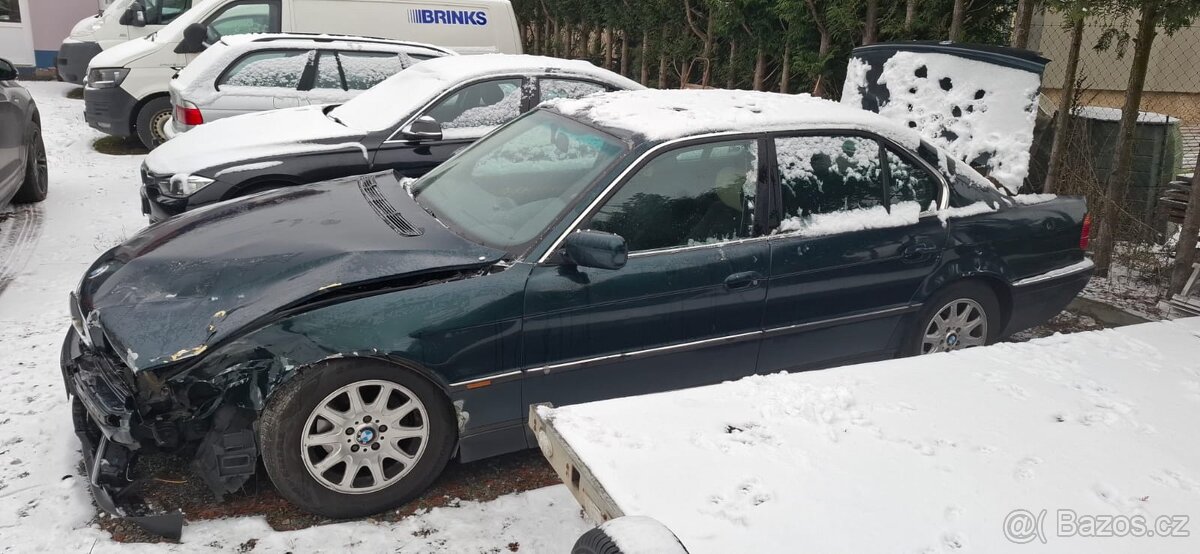 BMW 7 E38 730i V8 - 3