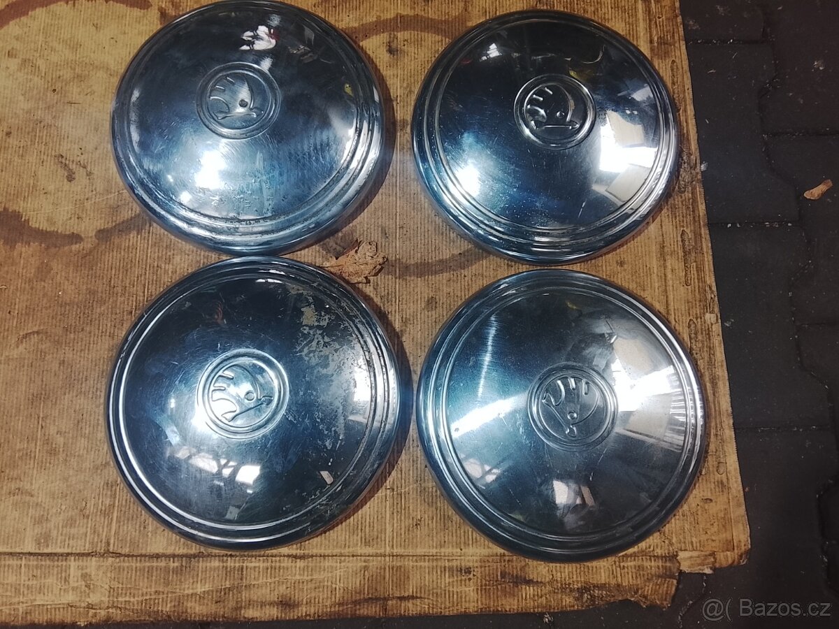 Prodám poklice kol na škoda100/110 - 3