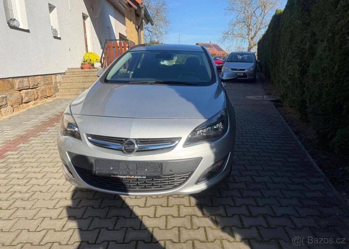 Opel Astra 1,4i / 103kw . Tažné serviska benzín - 3