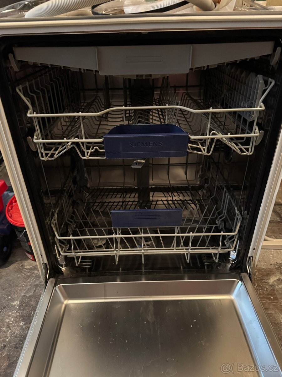Vestavná myčka Siemens - 3