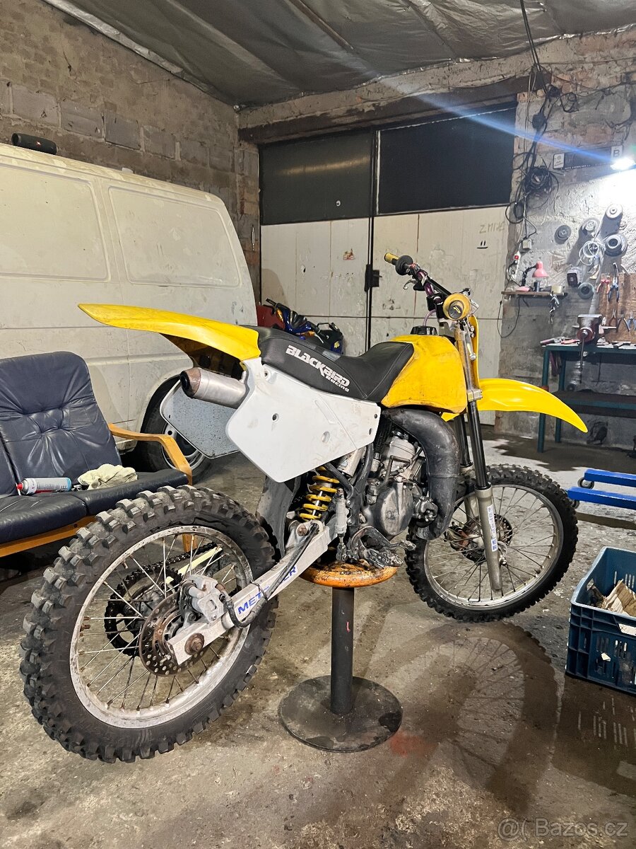 Suzuki rm80 - 3