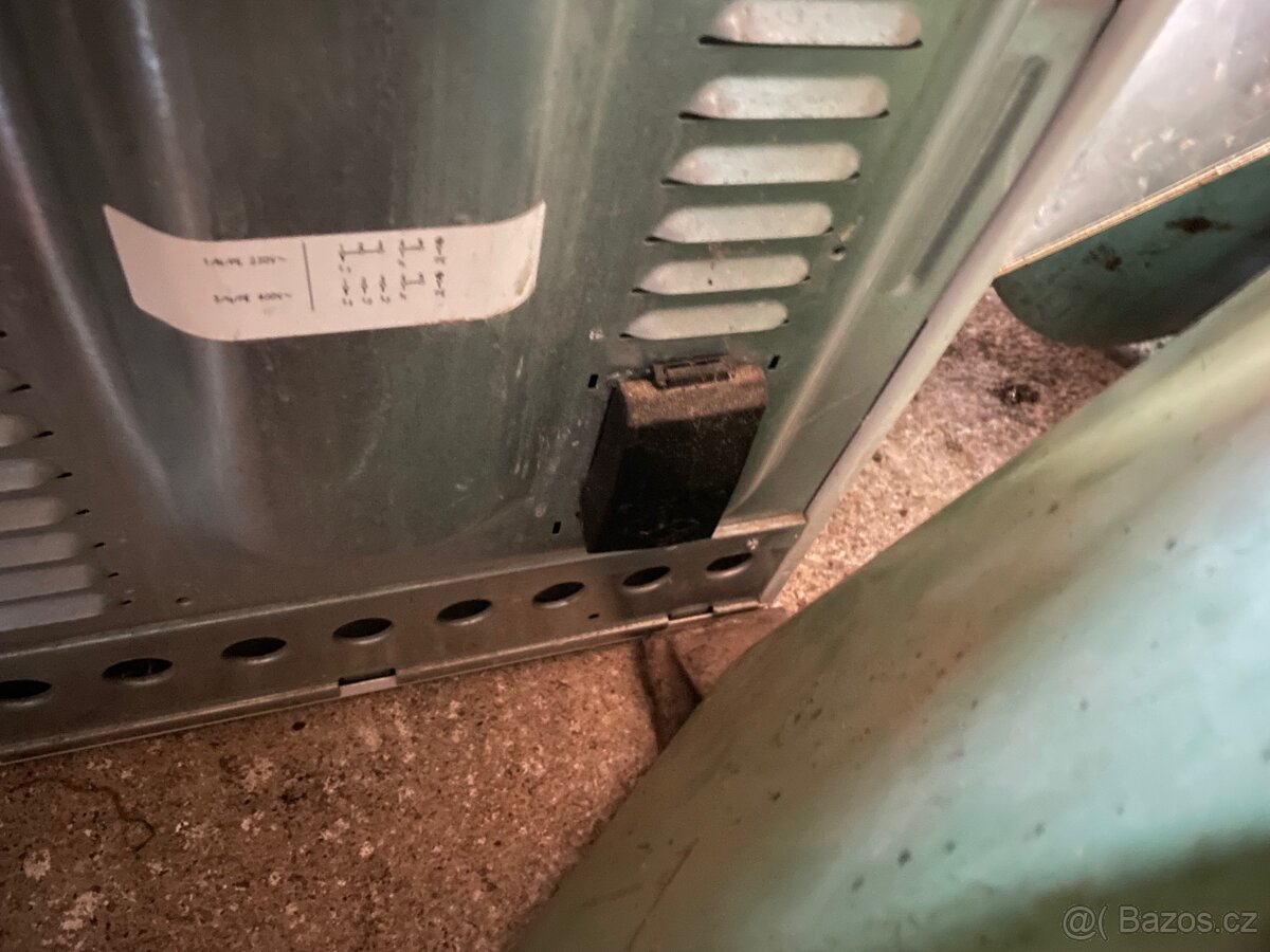 Trouba se sporákem - 3