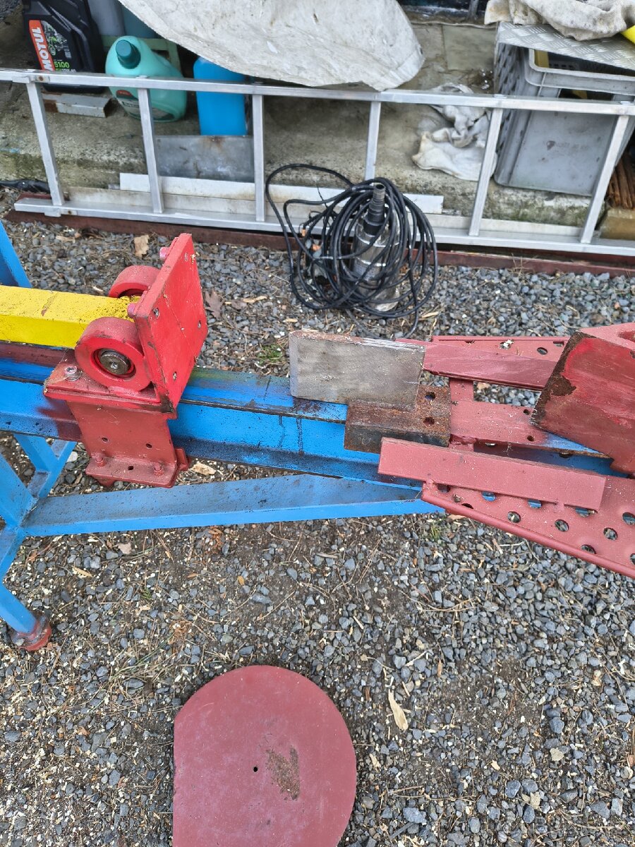 Mechanická štípačka - 3