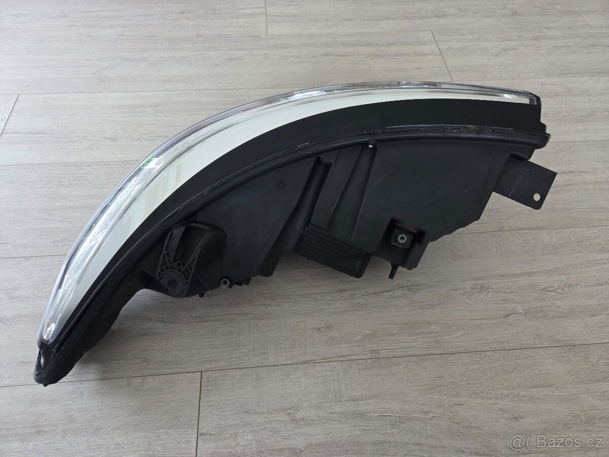 Přední levé LED světlo Ford Explorer - 3