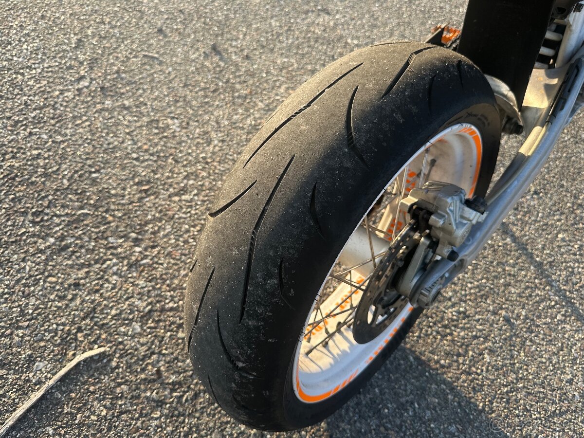 KTM 690 SMC 2010 29kw