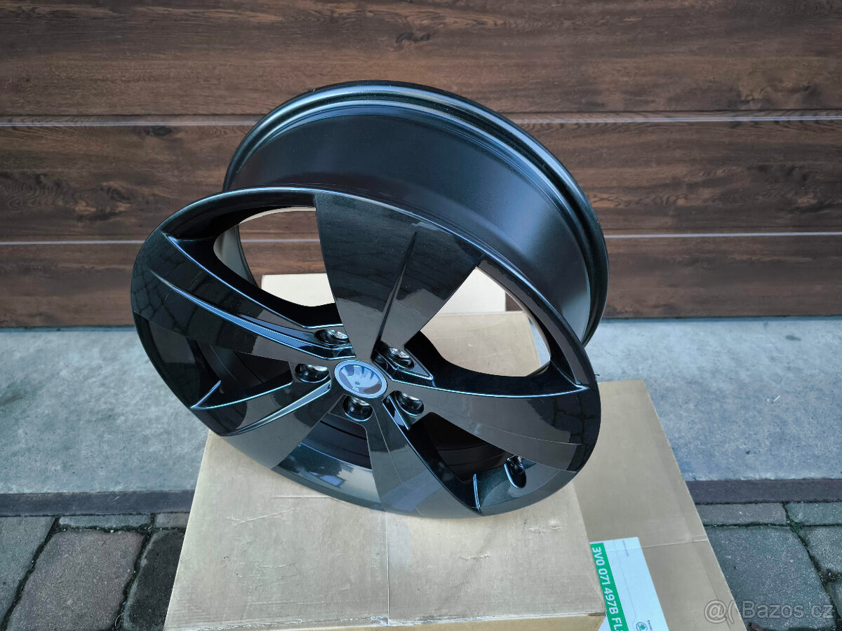 Nové disky 6.5Jx17 ET 41 superb Helios Triton - 3