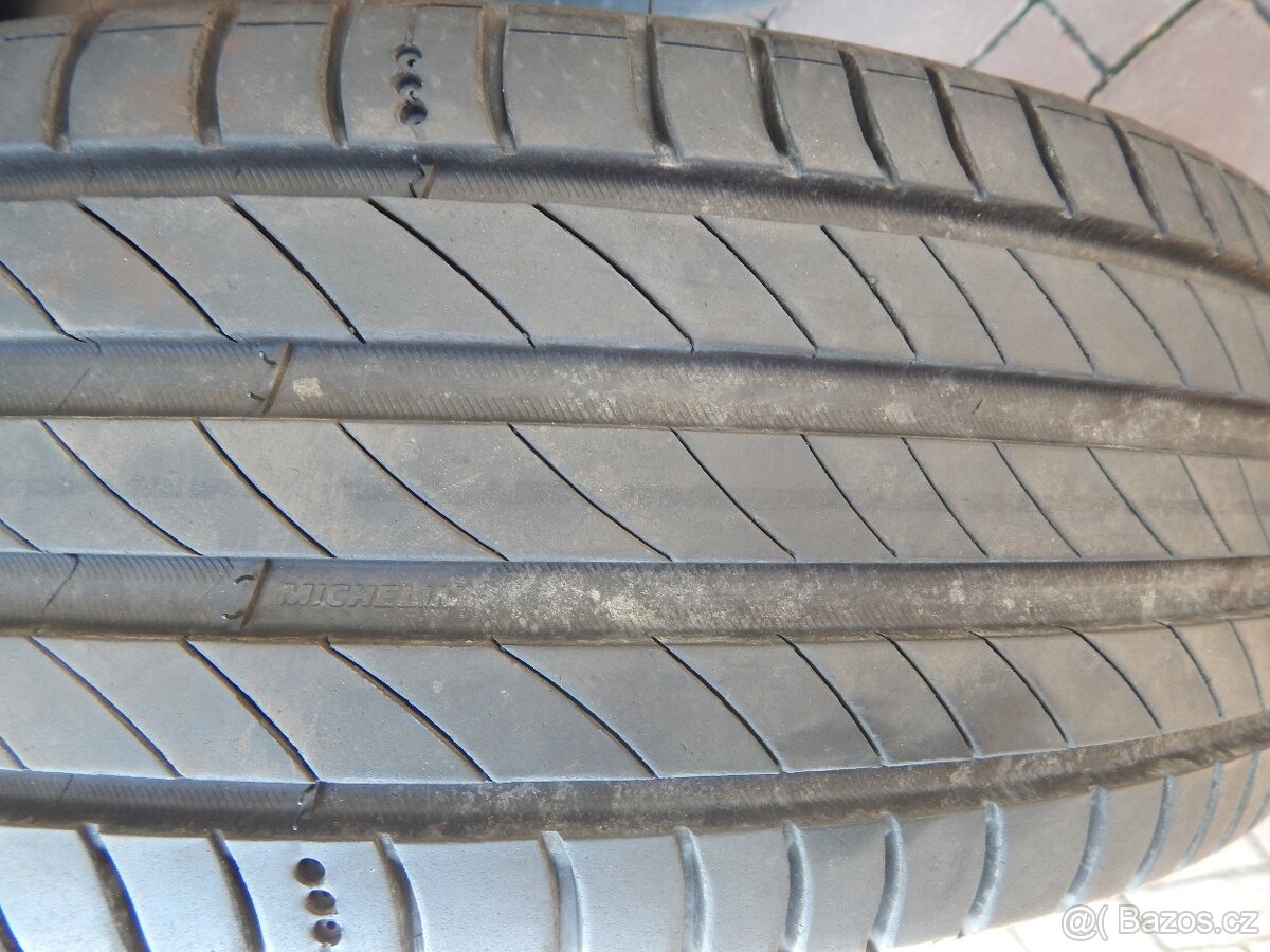 prodám pneu MICHELIN 215-70-R16 4KS Nové -777192525 - 3