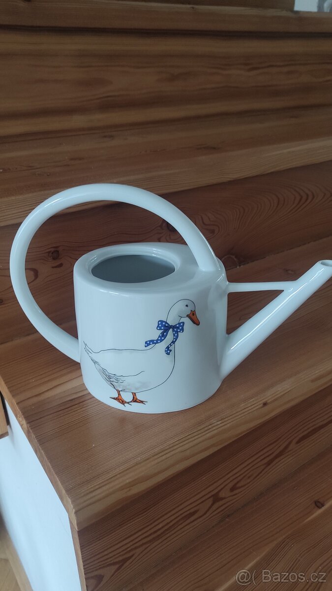 Porcelánová zahradní konev vzor Husy - 3