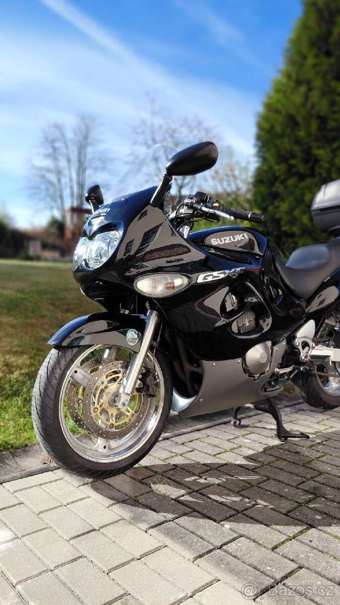 SUZUKI GSX 750 F - 3