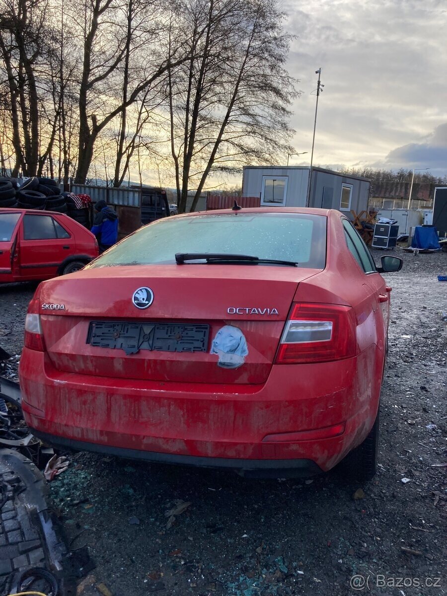 Prodám nd. a výřezové díly Škoda Octavia 3 LF3K-8T8T - 3