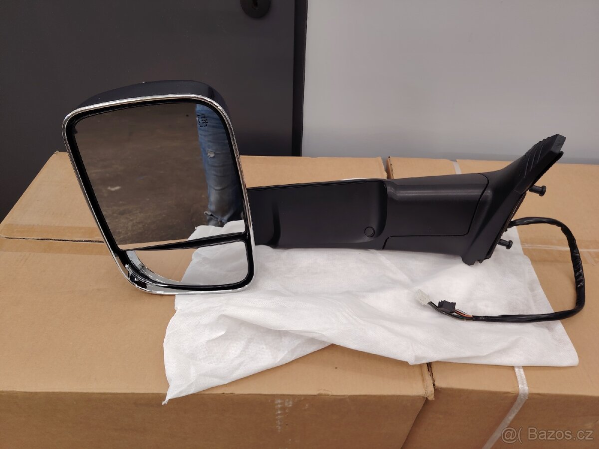 Zrcátko RAM 1500DS - 3