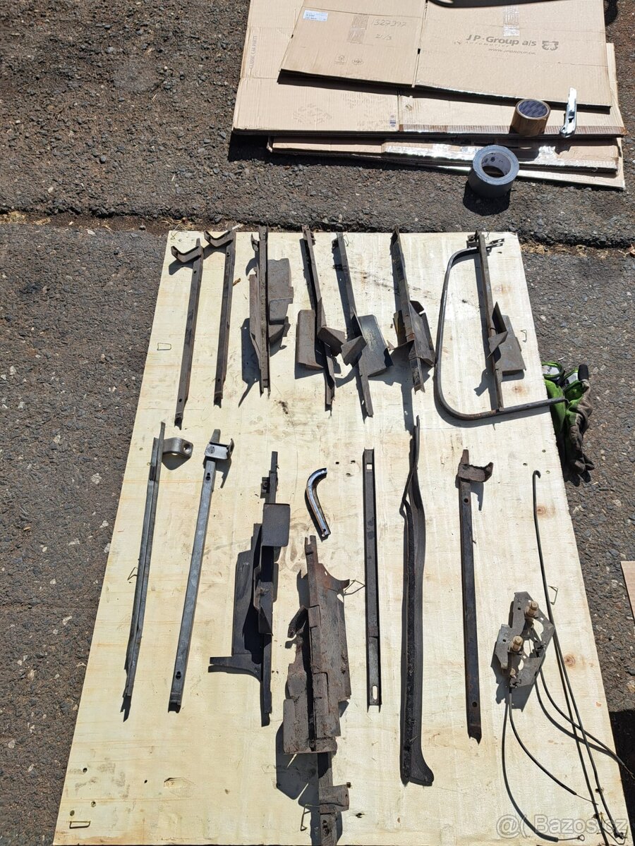 Stahovačky oken - VW Brouk - 3