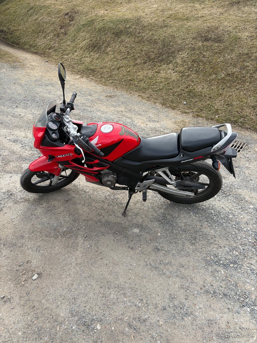 Honda cbr 125R - 3